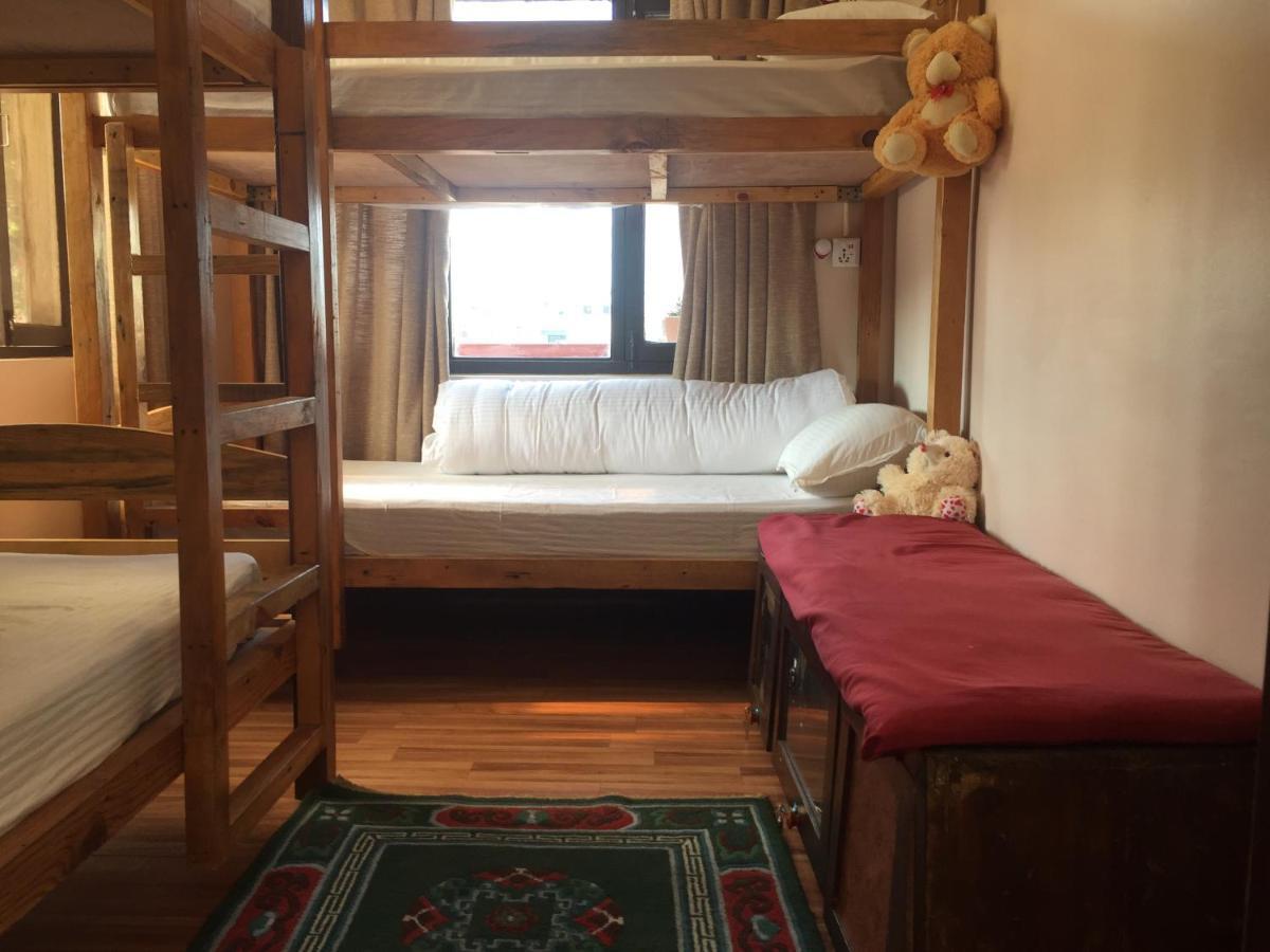 Birds Nest Hostel Katmandu Kültér fotó